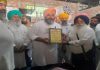 ਐਜੂਕੇਟ ਪੰਜਾਬ ਪ੍ਰੋਜੈਕਟ ਸੰਸਥਾ ਵੱਲੋਂ ਐਮ.ਐਲ.ਏ. ਗੁਰਲਾਲ ਸਿੰਘ ਘਨੌਰ ਦਾ ਸਨਮਾਨ