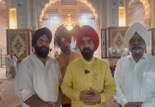 ਚਰਨਜੀਤ ਸਿੰਘ ਸਪਰਾ 60 ਤੋਂ ਵੱਧ ਸੰਗਤਾਂ ਨਾਲ ਤਖ਼ਤ ਸ੍ਰੀ ਹਜ਼ੂਰ ਸਾਹਿਬ ਵਿਖੇ ਹੋਏ ਨਤਮਸਤਕ